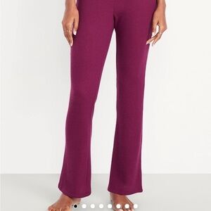 Old Navy Women's Plum Pajama Pants